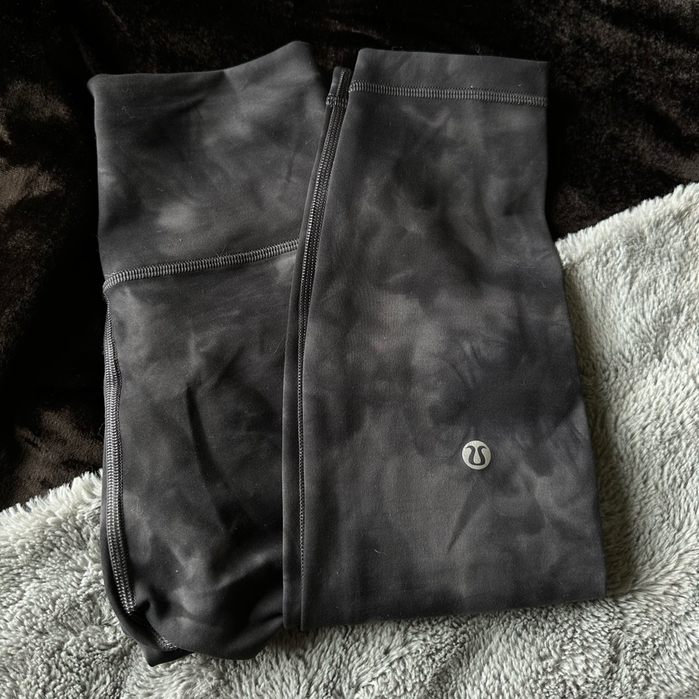 Lululemon Wunder Train High-Rise Tight